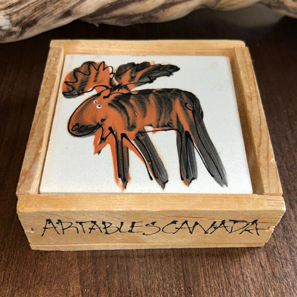 Artables Canada Set of 4 Moose Pottery Coasters Vancouver Ceramic The Royal York - Picture 2 of 8